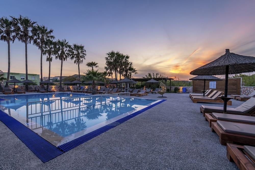 Argiri Resort Hotel & Apartments Kardamena  ภายนอก รูปภาพ